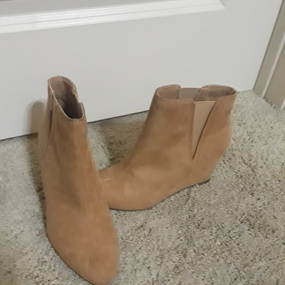 Wedges Booties - Picture 3 of 3